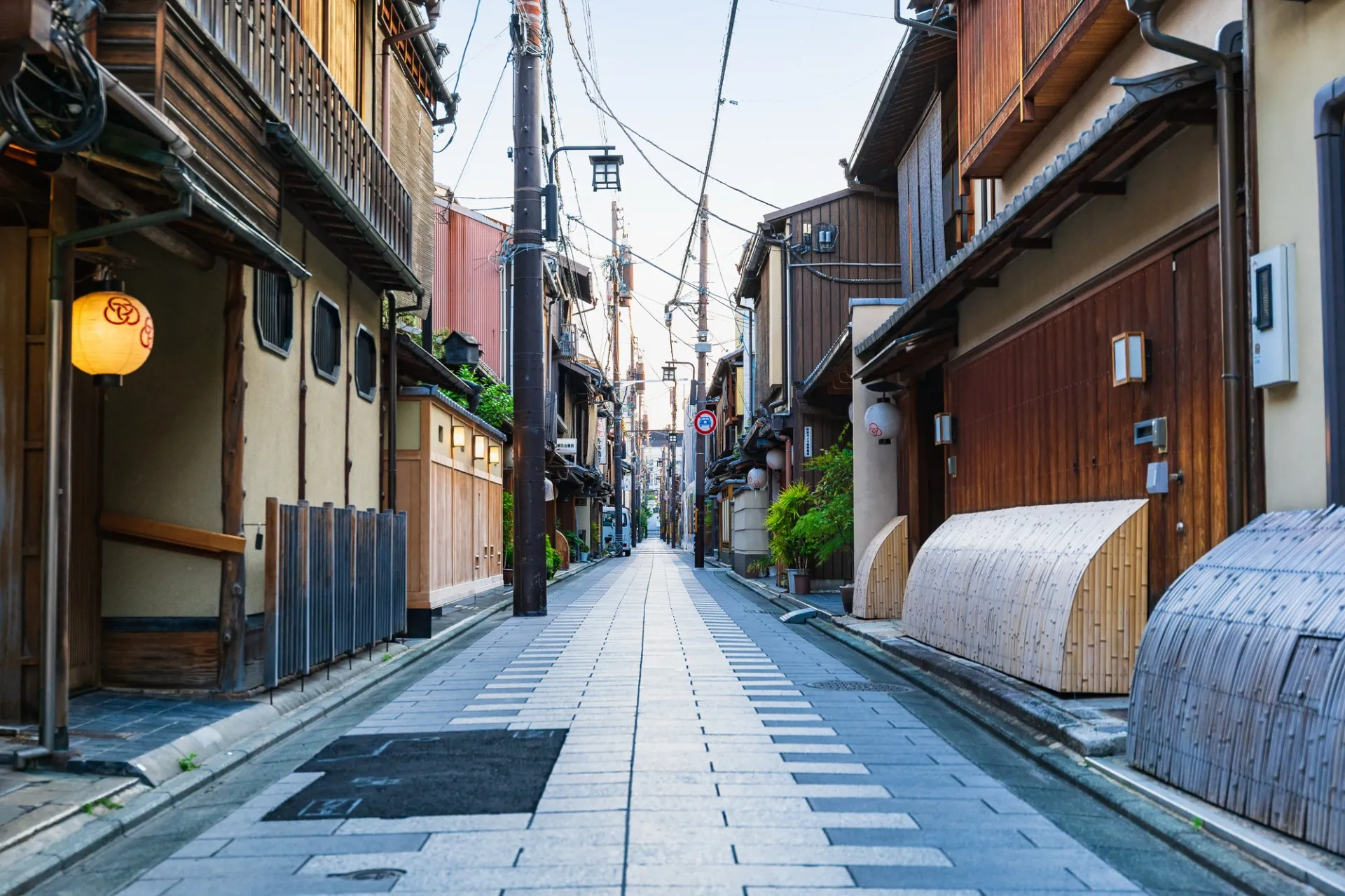 株式会社アヤ・コーポレーション